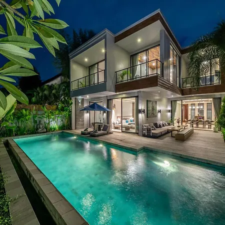 Tropical Escape In Berawa - Brand New 4Br Villa With Lush Garden And Pool